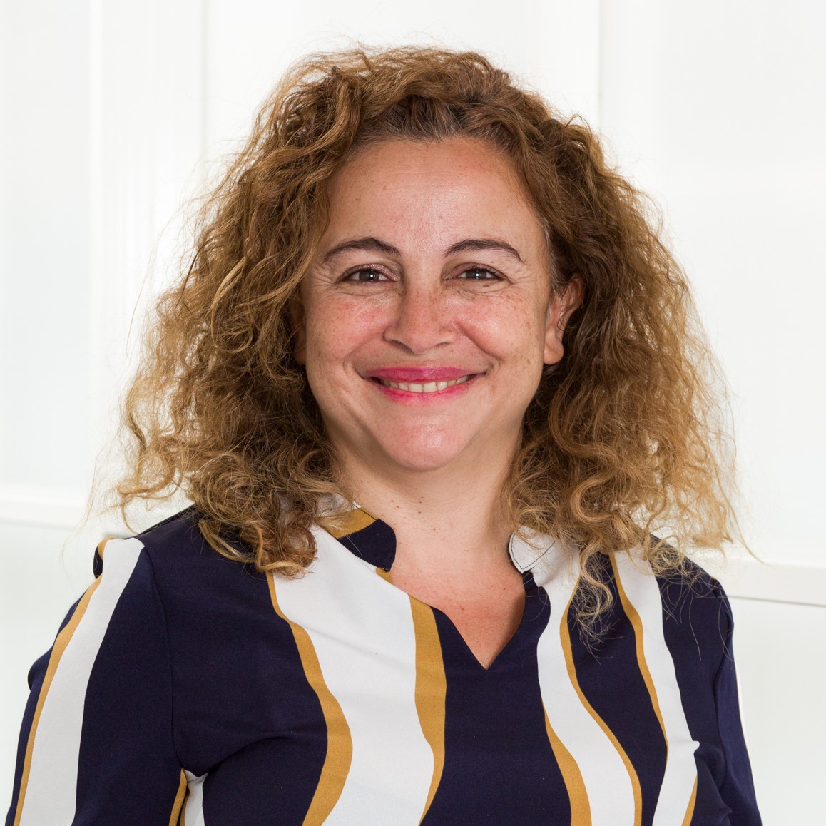 Dounia Tazi - @Crédit : Antoine Heusse
